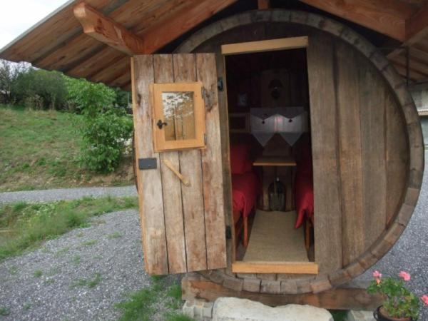 Domaine du Grand Cellier - Insolite en Savoie Tournon-sur-Rhône Zimmer foto