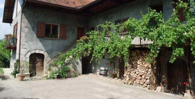 Domaine du Grand Cellier - Insolite en Savoie Tournon-sur-Rhône Exterior foto